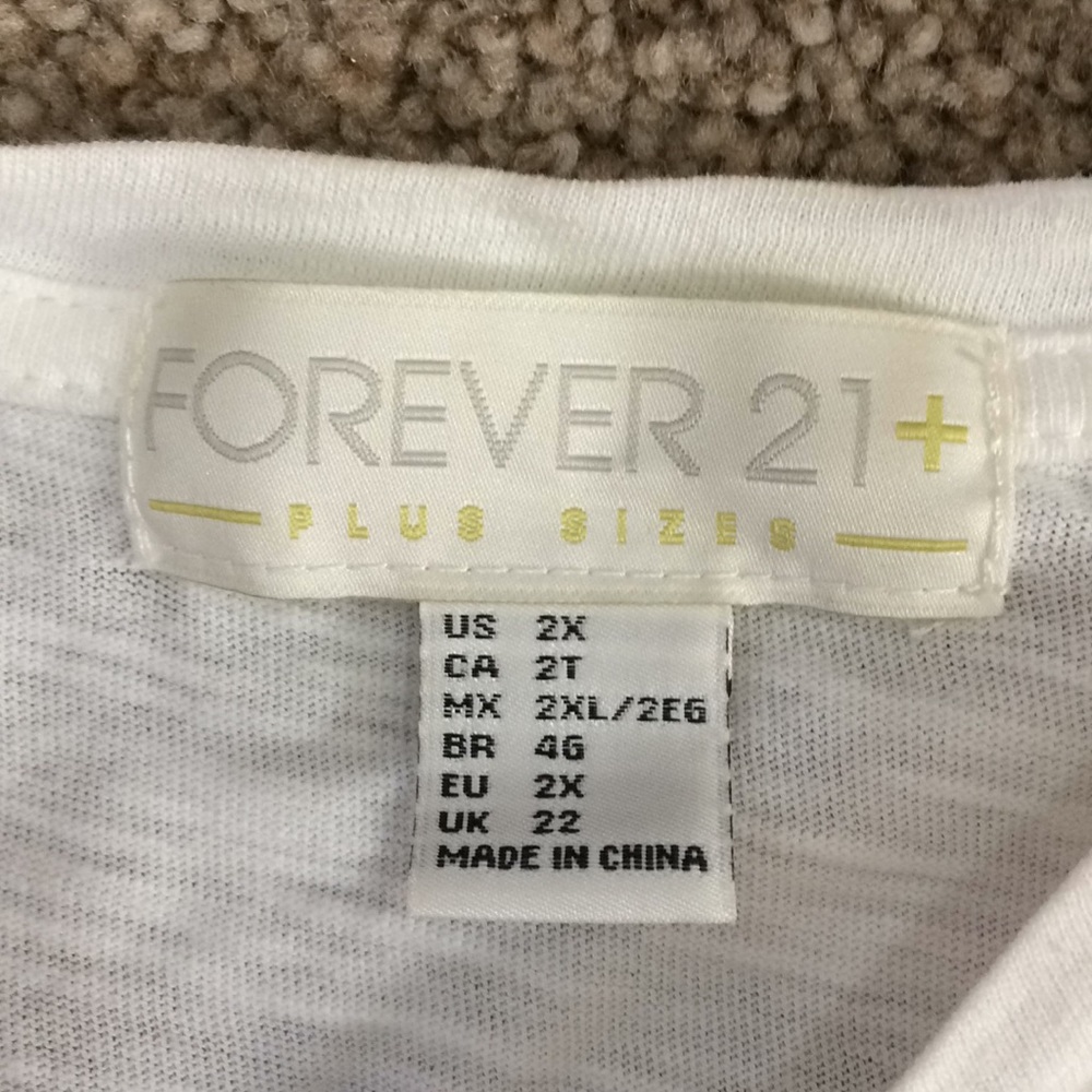 F21 tee - Picture 2 of 2